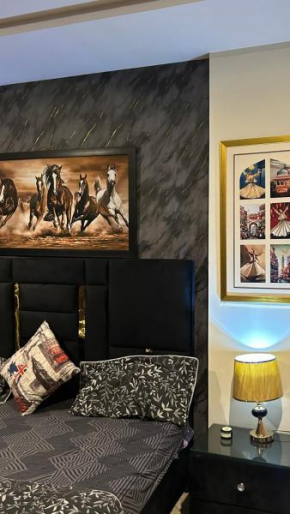 Luxury 1bhk Apartment In bahria town lahore
